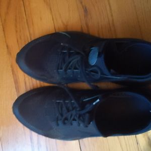 Nike air Huarache shoes size 9.5